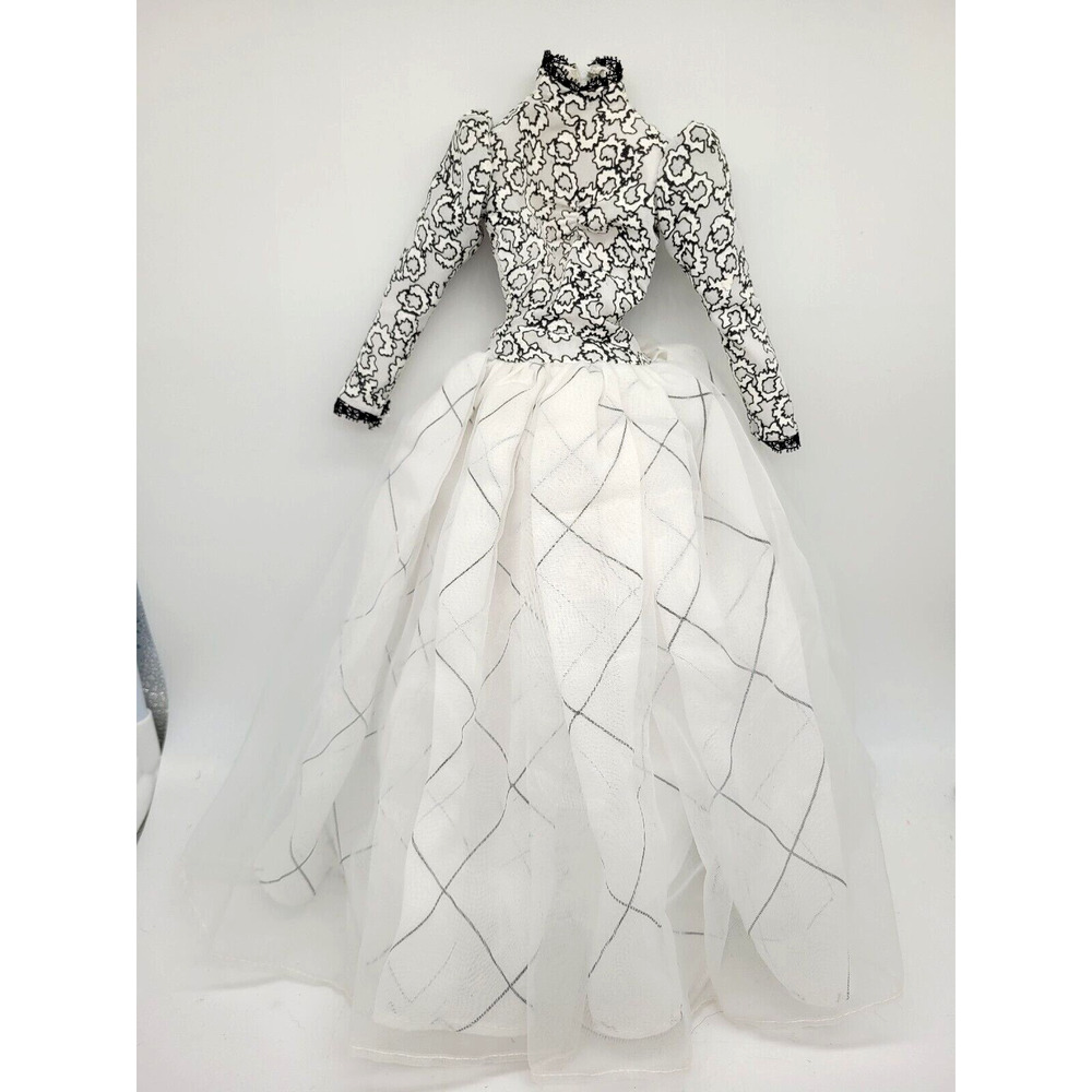 Gene Integrity "Butterfly Shadow" LE500 Doll GOWN ONLY